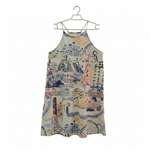 Vestido halter estampado Venice Beach planchado fondo blanco